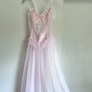 Elegant Vintage Pink Lace Nightgown